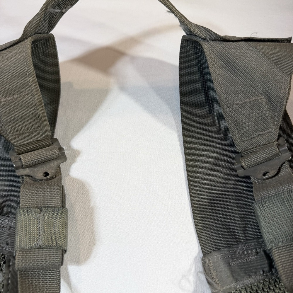 ACU FLC Vest Fighting Load Carrier, US Army MOLLE II Digital Camo USGI - Picture 6 of 9